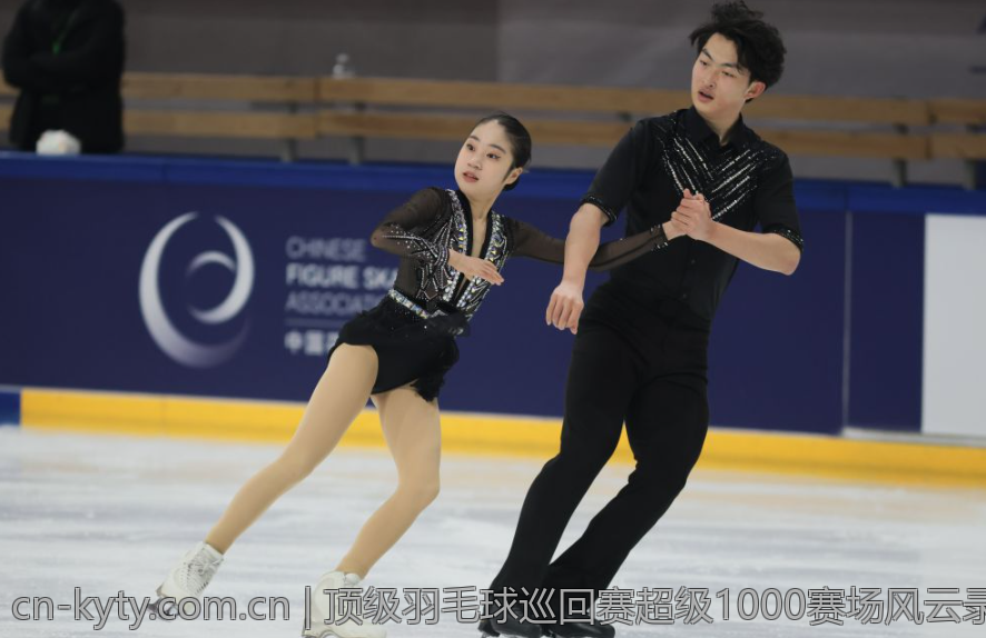 顶级羽毛球巡回赛超级1000赛场风云录